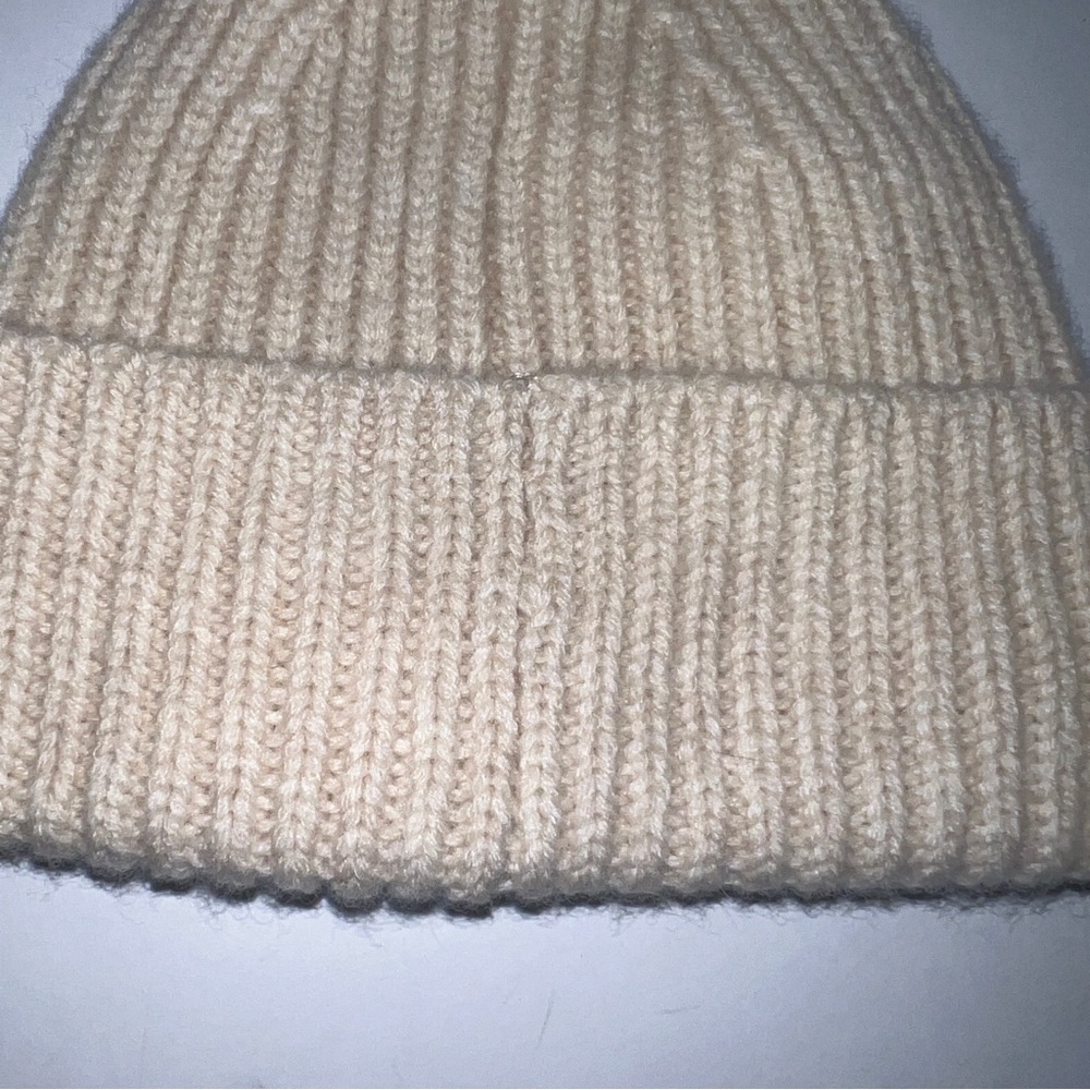Acne Studios Pansy Beanie Kids Toddler Size 3-4 Ribbed Hat Cream Tan Wool NWOT - Picture 6 of 9